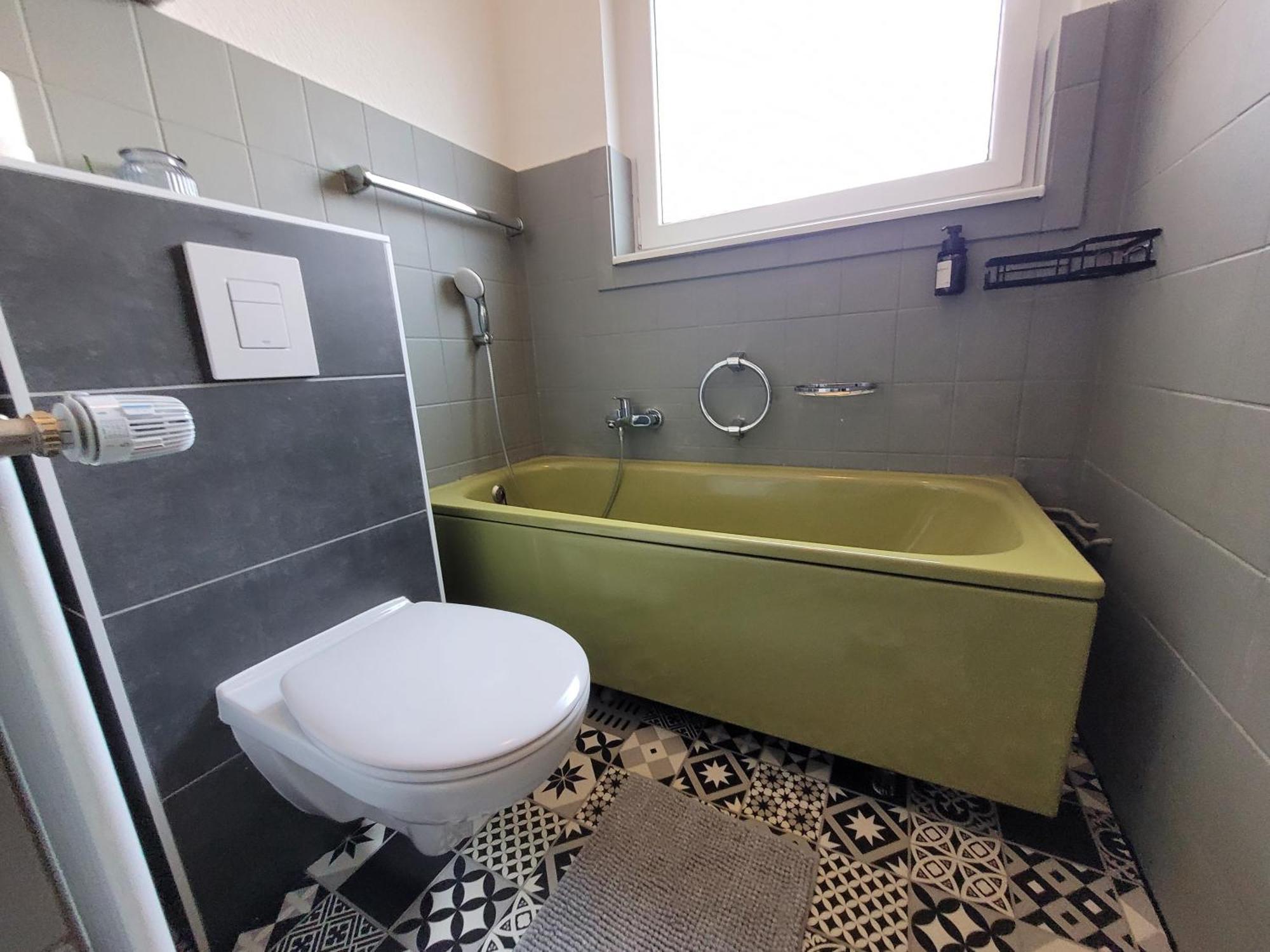 Duplex Apartment Ullstein- 4 Bedrooms, 2 Bathrooms, Living Room, 2 Parking Spaces, Boxspringbeds, Family & Business Apartment! Berlin Exterior foto